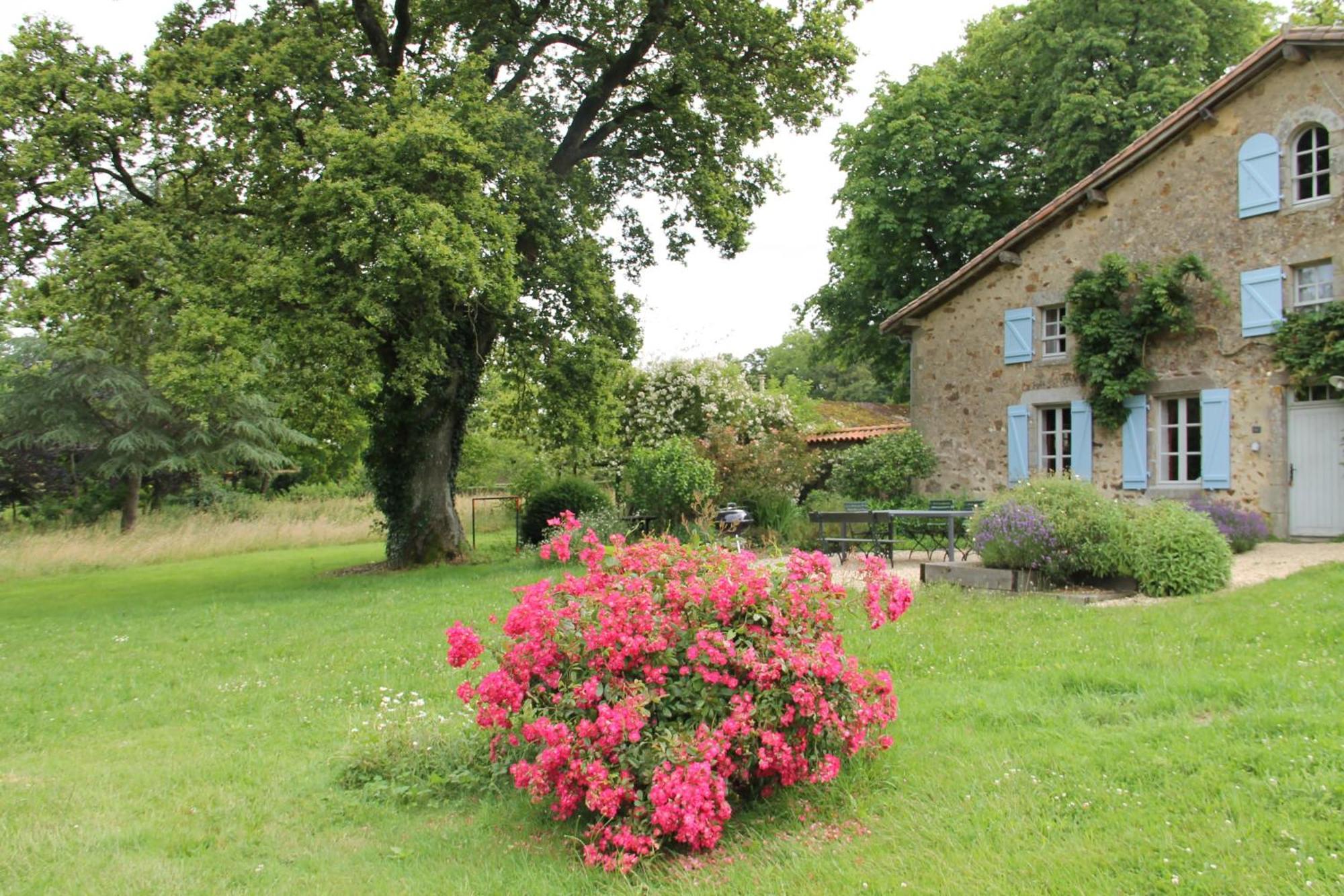 Domaine Des Roches Blanches Villa Le Pin  ภายนอก รูปภาพ